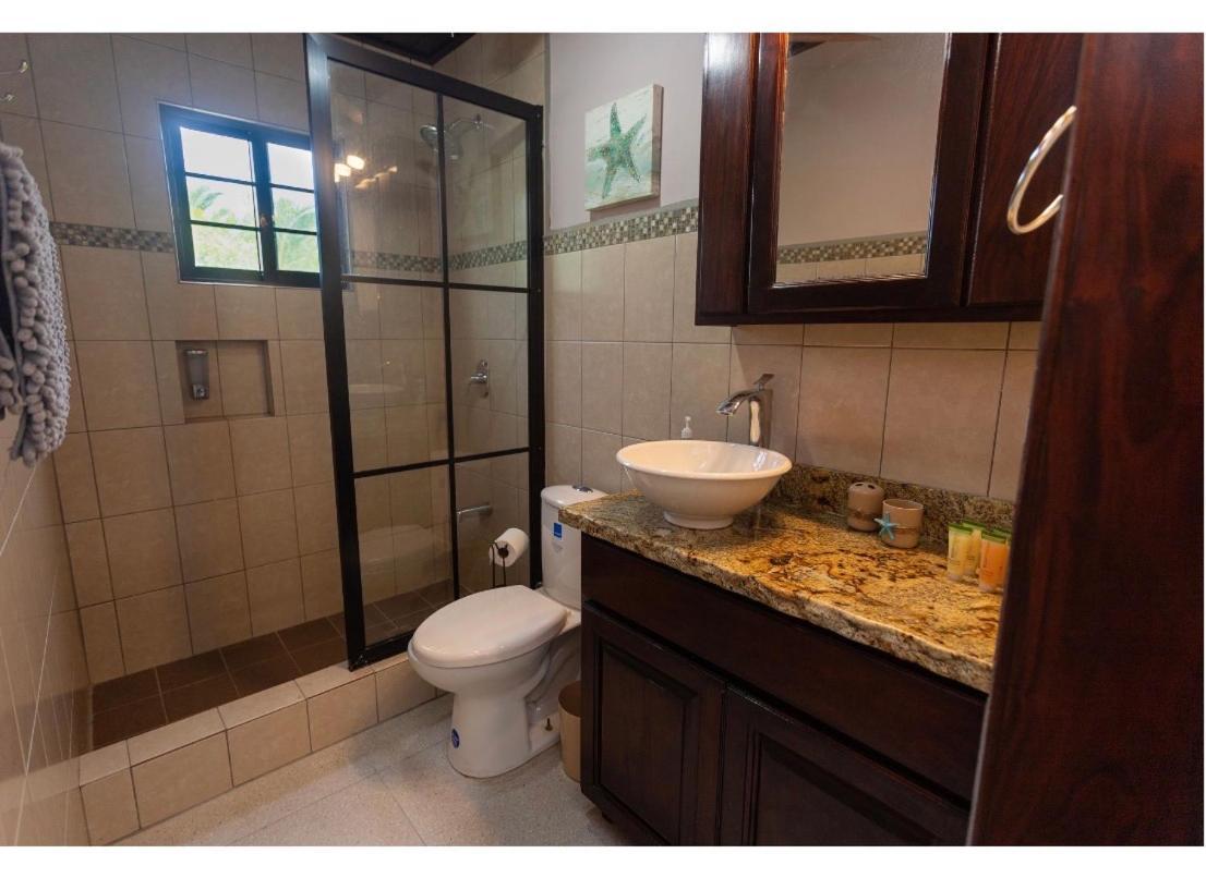 Bay Towers Aparthotel Кайе Колкер Екстериор снимка